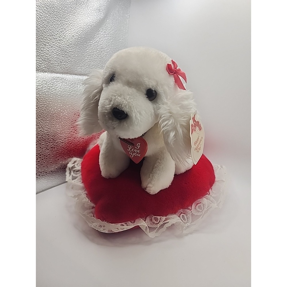 Wallace Berrie White Puppy Dog Valentine's Day Pillow‎ Love Necklace 1980 Candie